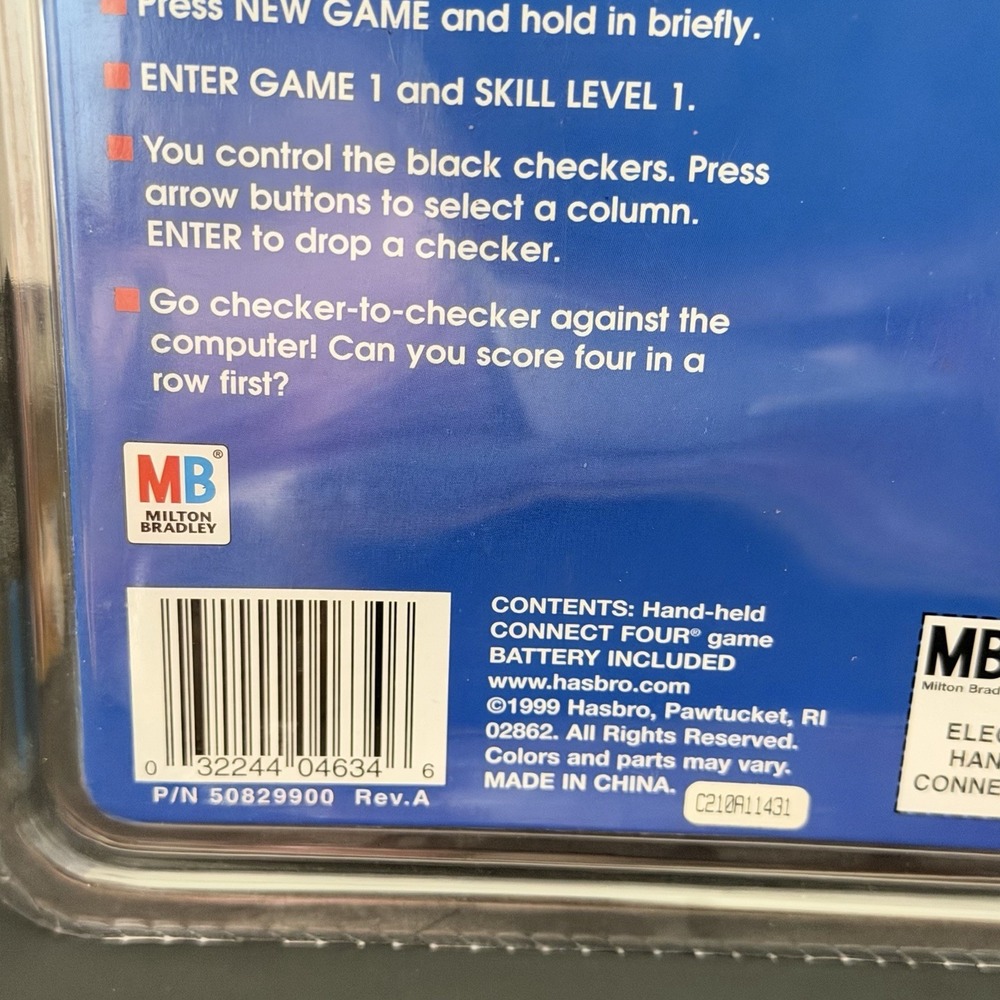 Milton Bradley 1999 Hasbro Connect Four Electronic Handheld Game Vintage NOS - Picture 4 of 4